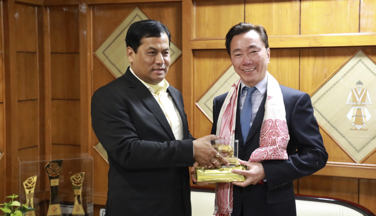 Vietnam Ambassador meets Sonowal