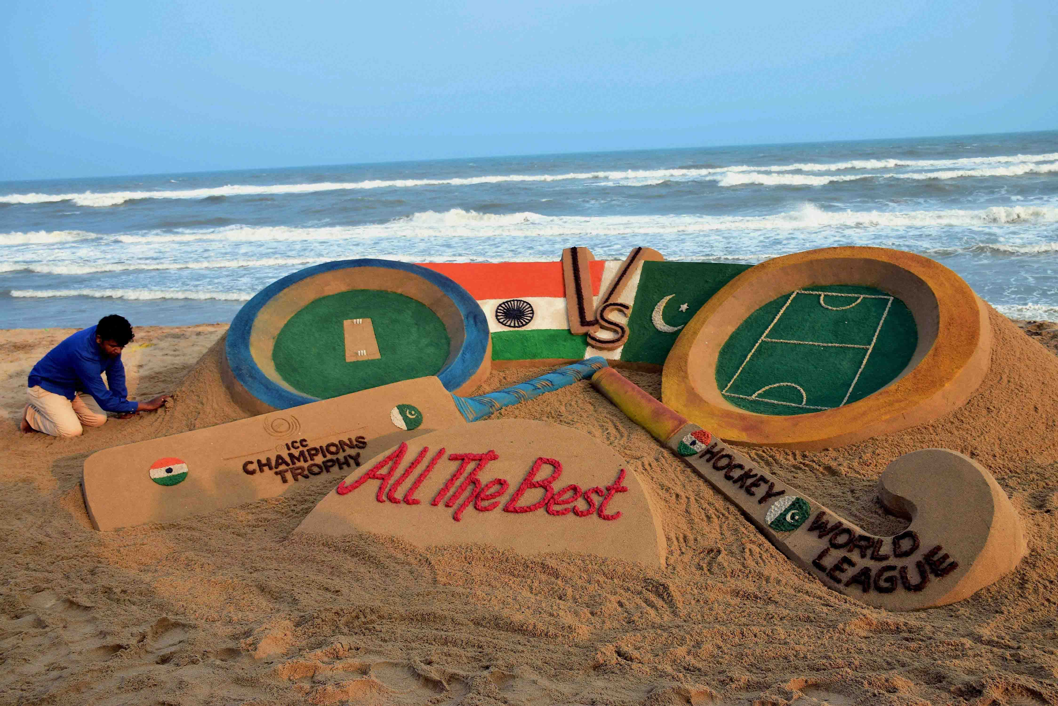 Sudarsan Pattnaik Makes A Sand Art In Puri The Shillong Times