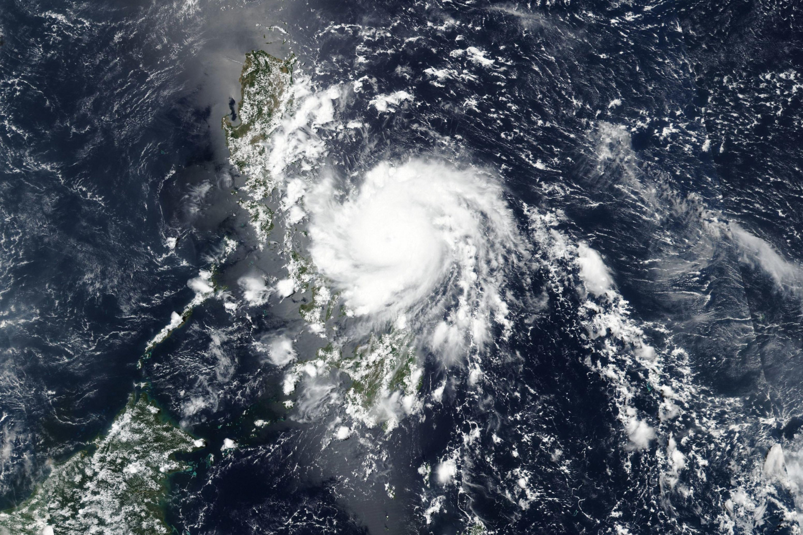 Satellite image of typhoon Vongfong slammed into Eastern Philippines ...