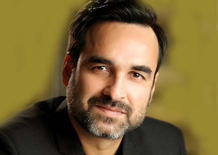 Pankaj Tripathi wraps up shoot of investigative drama, Father - The ...