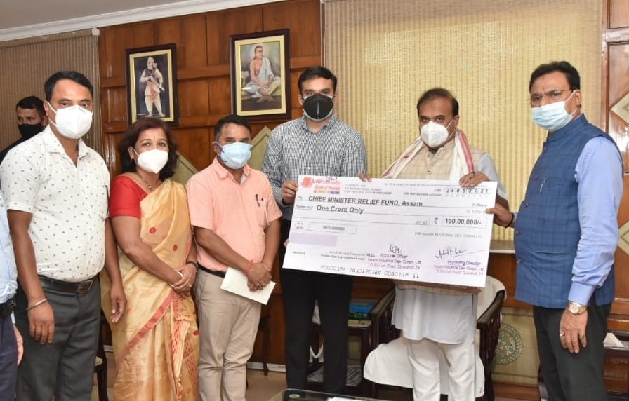 Assam Industries Dept Donates Rs 3 24 Cr To Cm S Relief Fund The Shillong Times