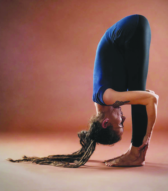 Gate Pose / Lateral Side Stretch (Sanskrit terms: Parighasana) - Better Day  Yoga