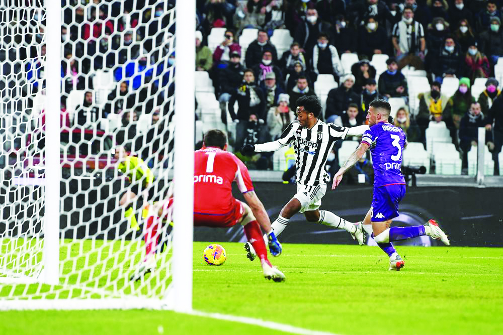 Serie A: Juan Cuadrado's Stoppage-time Goal Helps Juventus Beat Fiorentina  1-0