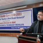 Dr. Saurabh Basu, Professor at IIT Guwahati addressing research fraternity at Scholar Guide Conclave at USTM on February 2, 2022 (1)