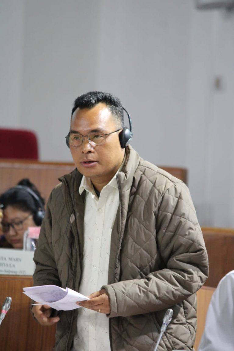 Govt on job to streamline edn sector: Minister